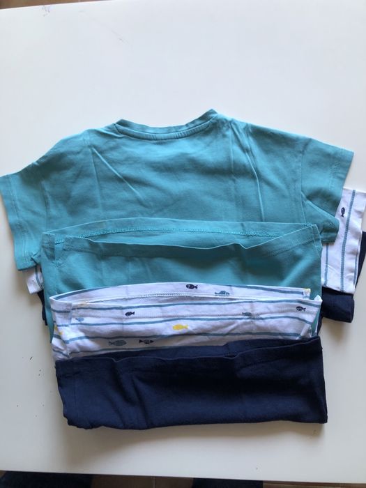 Três t-shirts menino 1 ano