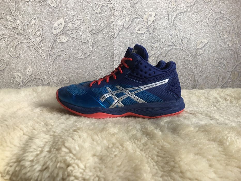 Asics Gel Netburner Balistic волейбол теніс 41,5 41 40,5 40 26 25,5
