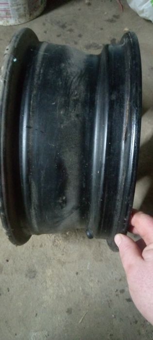 Продам титани на 13