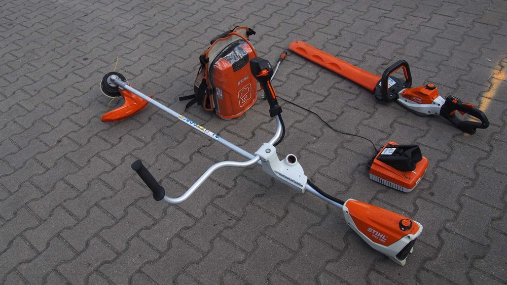 Stihl HSA 94 FSA 130  AR 3000 aku akumulatorowa kosa nozyce