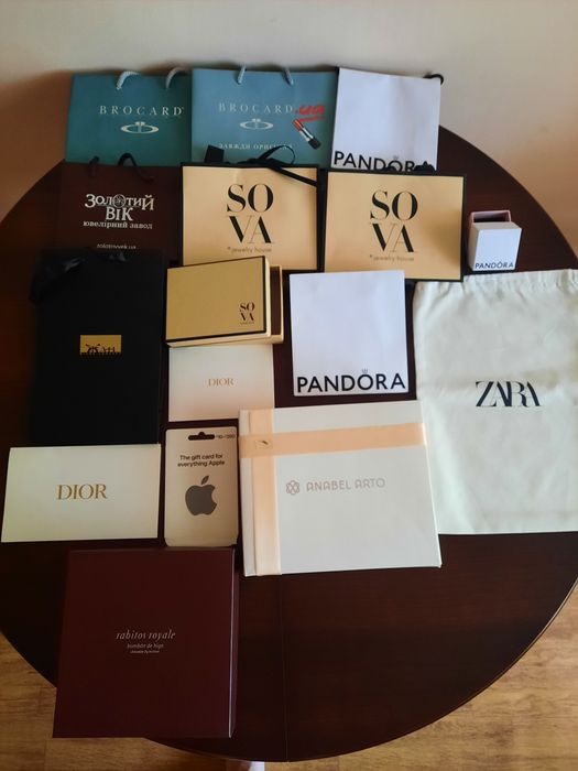 Упаковки для подарков Sova Pandora Dior Apple