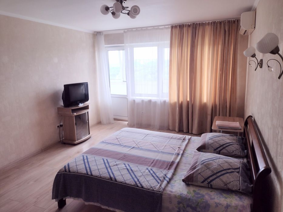 Почасово. Видова м. Лівобережна, Русанівська набережна 16, погодинно п