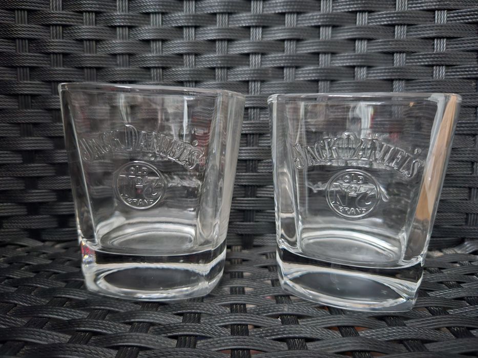 Szklanki do drinków różne