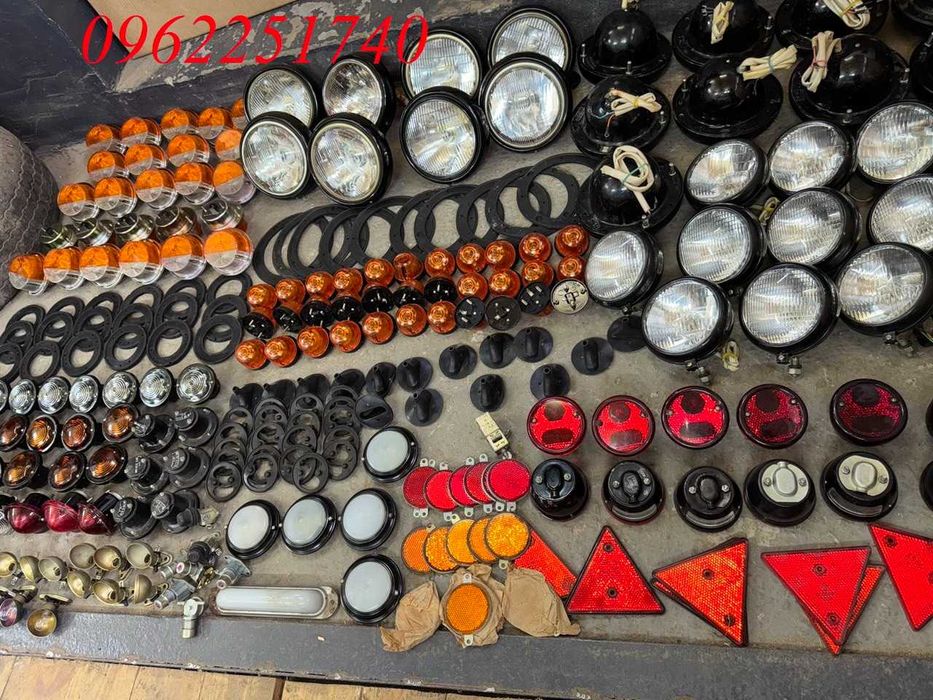 Фари, стопи, габаріти УАЗ 469, УАЗ 452, Газ 53, Газ 3307, Газ 69, Зил