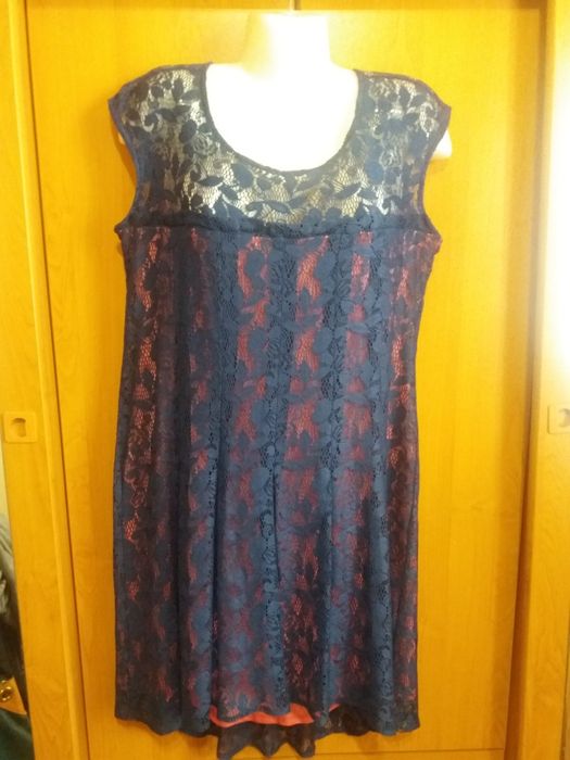 Платья разные 50- 52