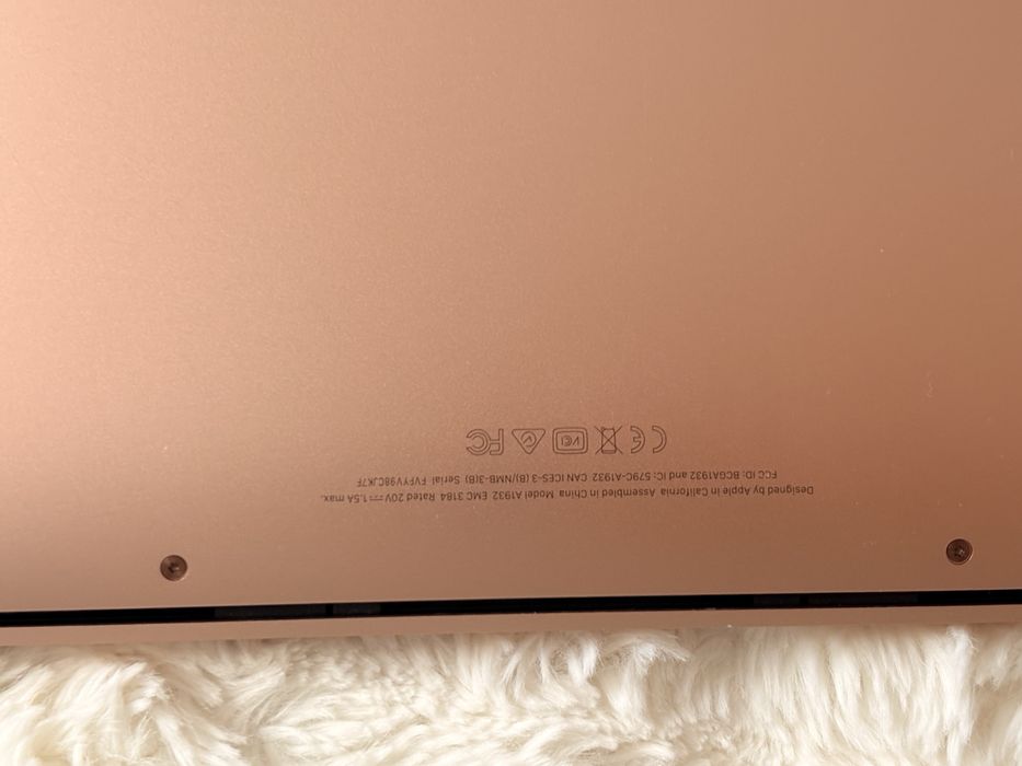 Macbook air 13-inch 2018 rose gold