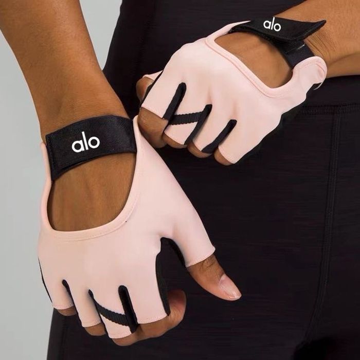 Перчатки для фитнеса Alo yoga