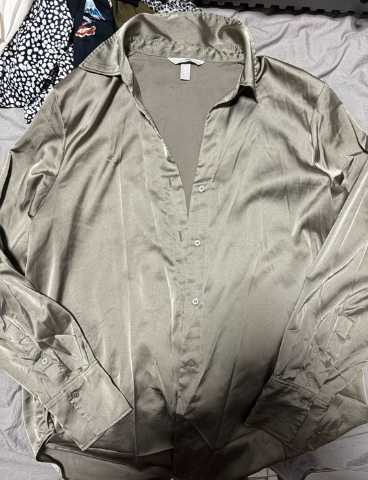 Elegant Light olive shirt H&M size M