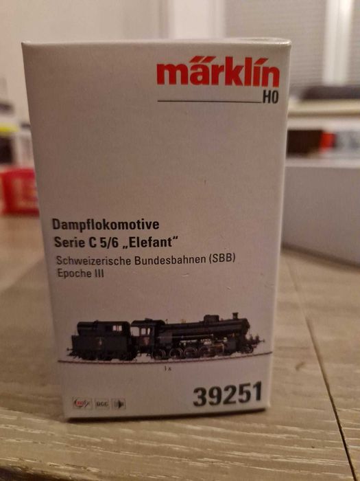 Märklin 39251 SBB C 5/6 Elefant 2976 H0 mfx Sound parowóz