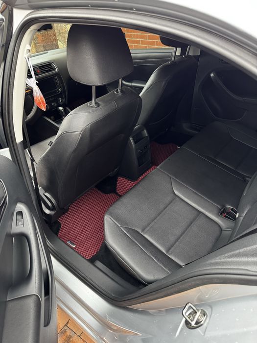 Автомобіль , продаж