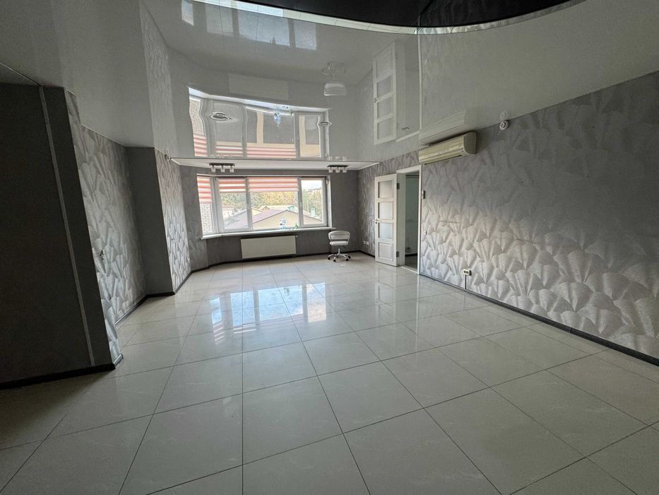 Офісне приміщення в центральній частині