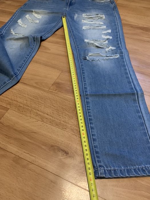 Джинсы женские
