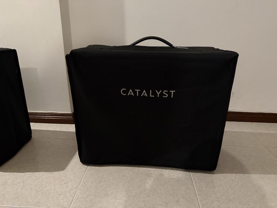 Vendo Line 6 Catalyst 100 Combo