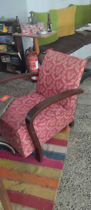 Cadeirãos Antigos...E muito mais !