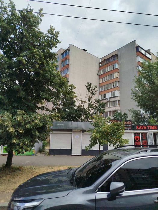 Оренда комерційного приміщення мафу вул. Декабристів  5 20м²