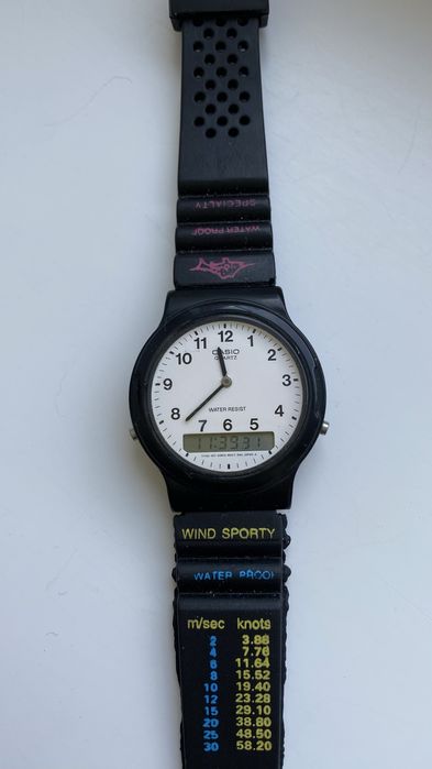 Рідкісний вінтажний колекційний годинник Casio  AQ-23