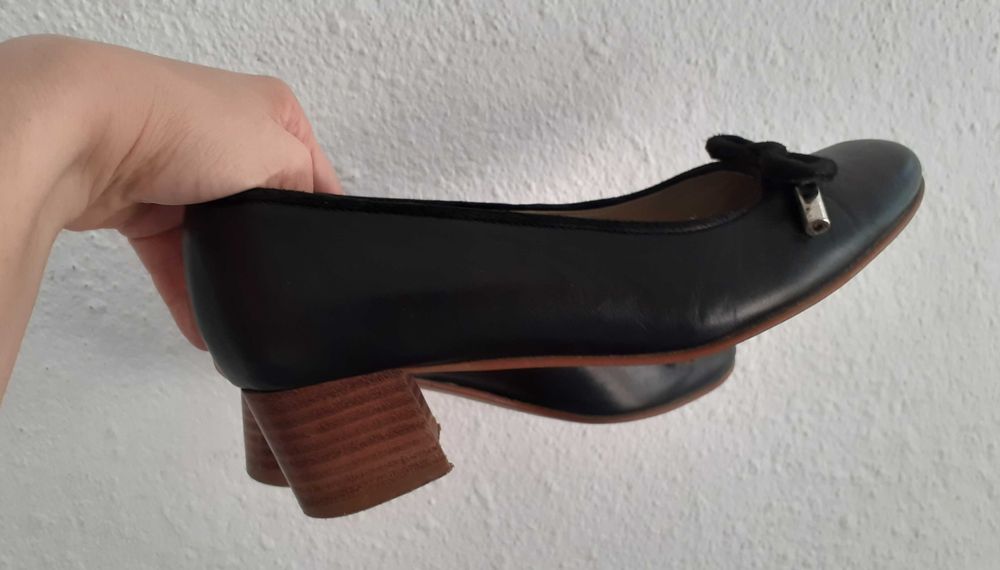 Sapatos salto tipo sabrina pele pretos 36 Gianna