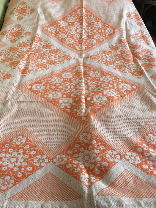 Марселевые ,жаккардовые покрывала. Марселеві покривала.СССР.