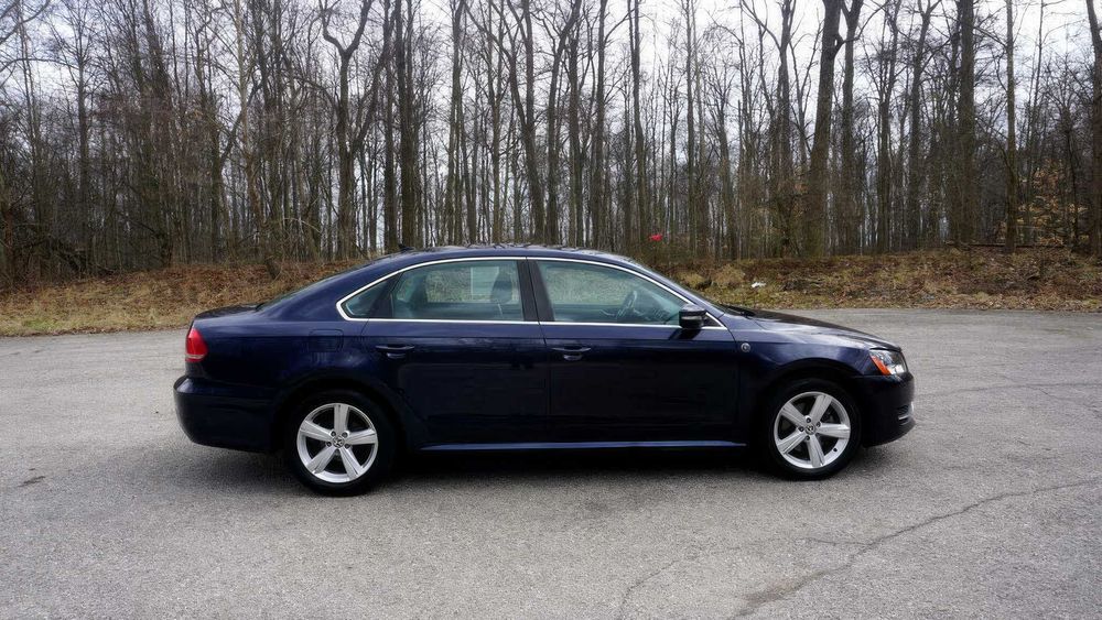 Volkswagen Passat      2013