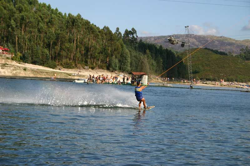Terreno junto á Barragem do Ermal com novo preço