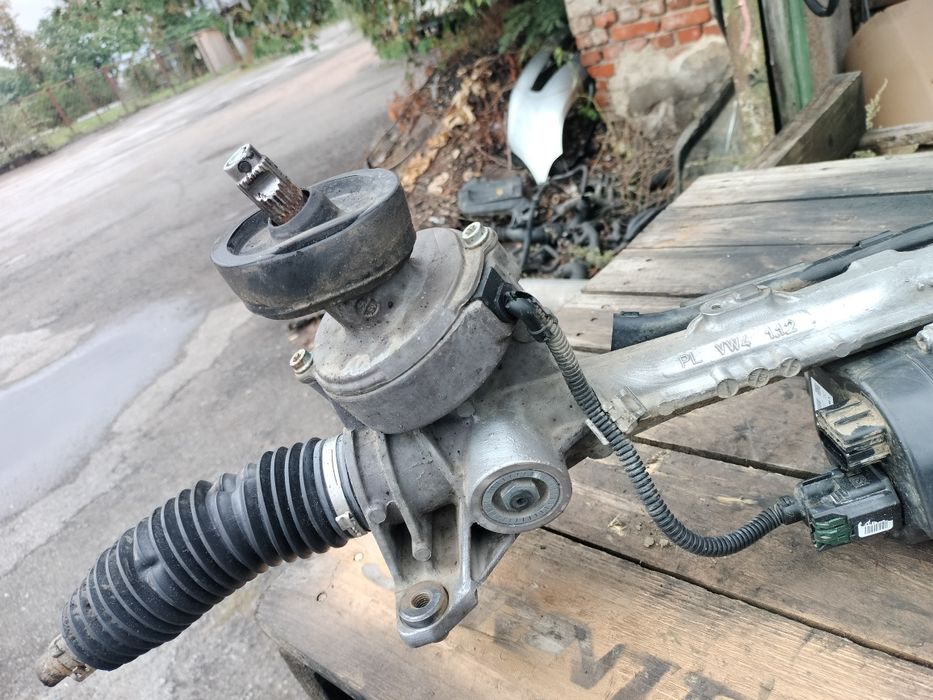 Рульова рейка на Volkswagen Passat B6 1K1909144J