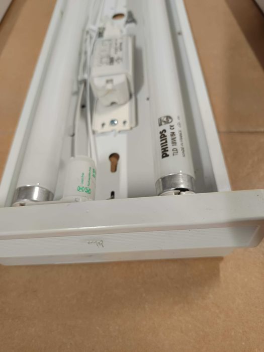 Armaduras e fluorescentes