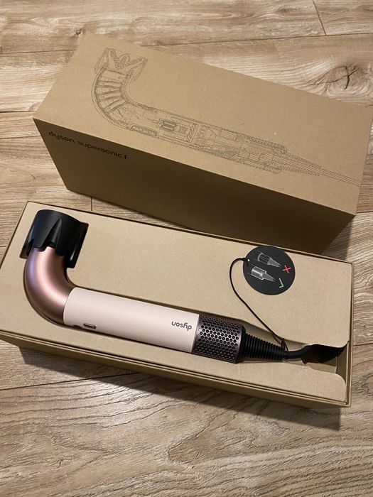 Suszarka Dyson supersonic r