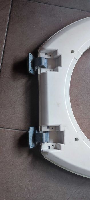 Porta máquina de lavar roupa Ariston