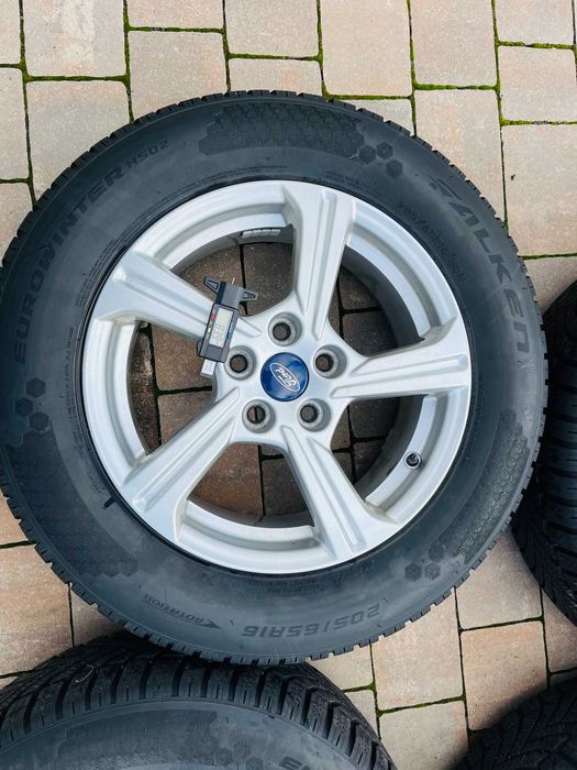 Oryginalne koła zimowe Ford Puma 16" 205/65R16 Falken Eurowinter HS02 | DOT 2025 | Stan BDB