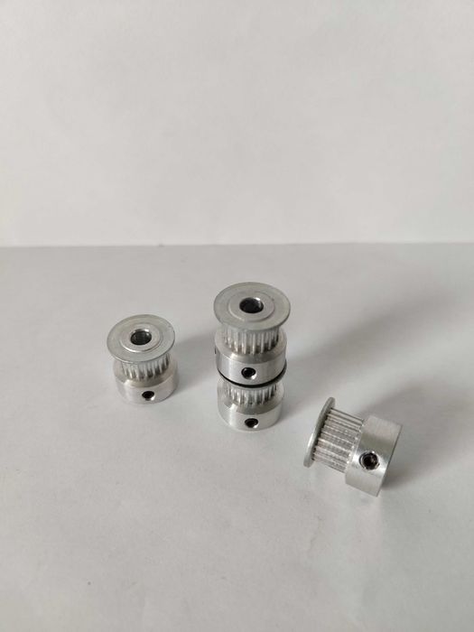 Koło pasowe łożyskowane na pas 9 - 10 mm otwór 5mm