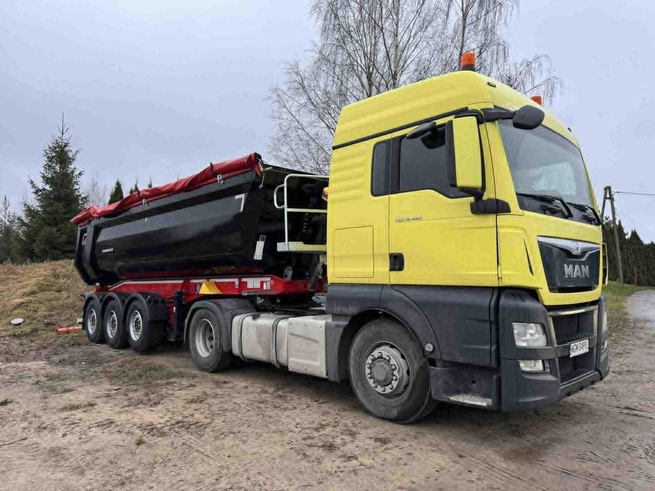 Transport patelnia kruszywo ziemia żwir gruz piach drewno koparka