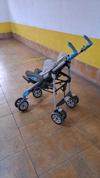 Carrinho de bébé mais ovo da Chico