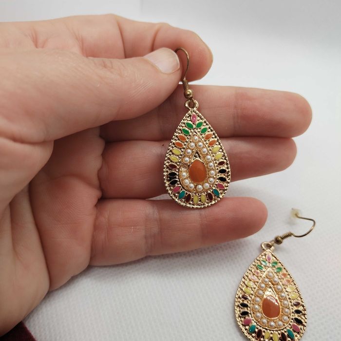 BRINCOS (1) - 1par 3€; 2pares 4€; 3pares 5€