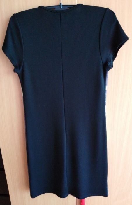 Vestido preto com renda tamanho S