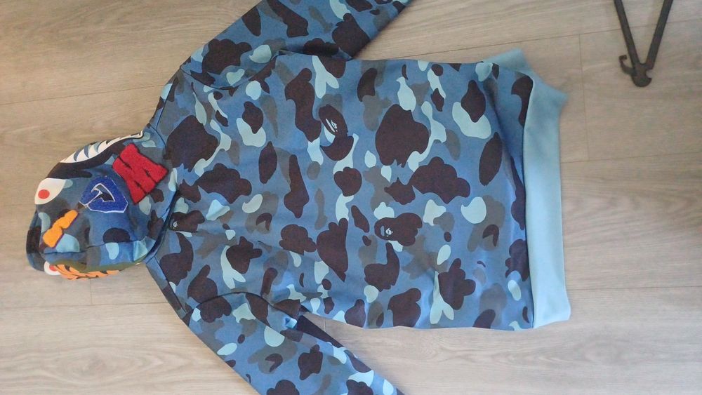 Bape shark temp.