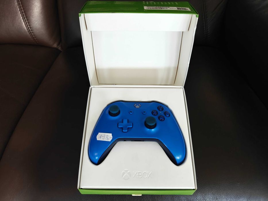 pad oryginalny Xbox One niebieski