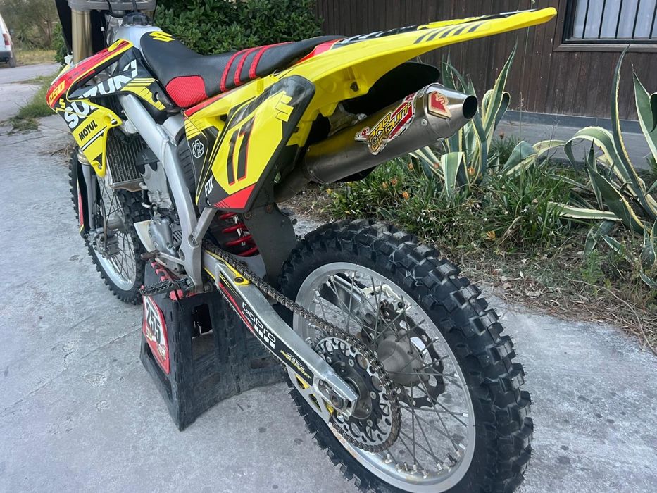 Vendo Suzuki rmz 250 2014