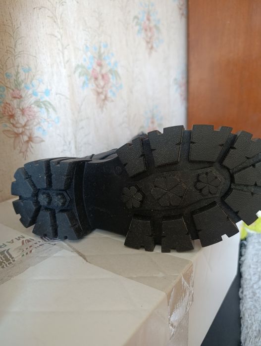 Шкіряні черевики