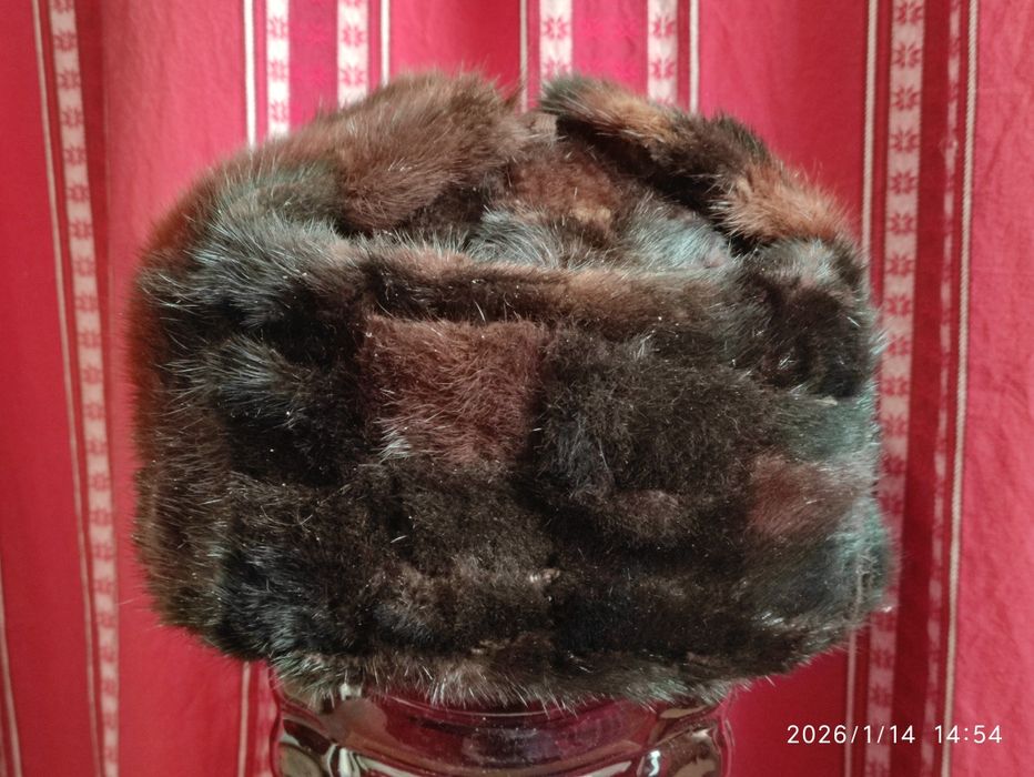 Норкова шапка ушанка натурал. Шапка норка.