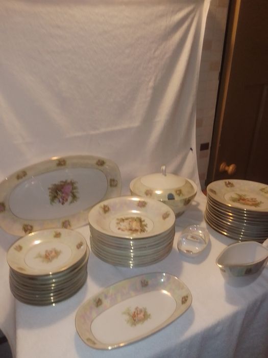 Сервиз столовый "мадонна"