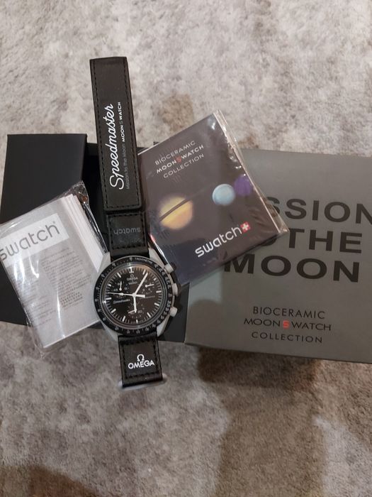 Swatch omega moon