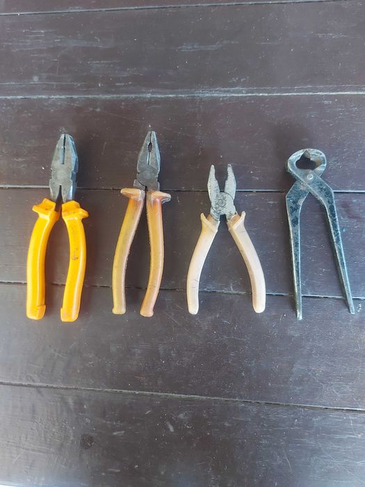 Прода ключі великих розмірів.