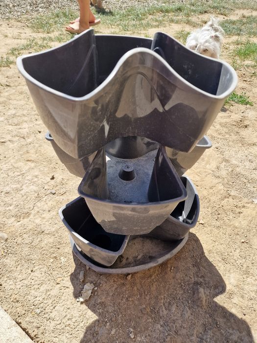 Doniczka potrojna nowa