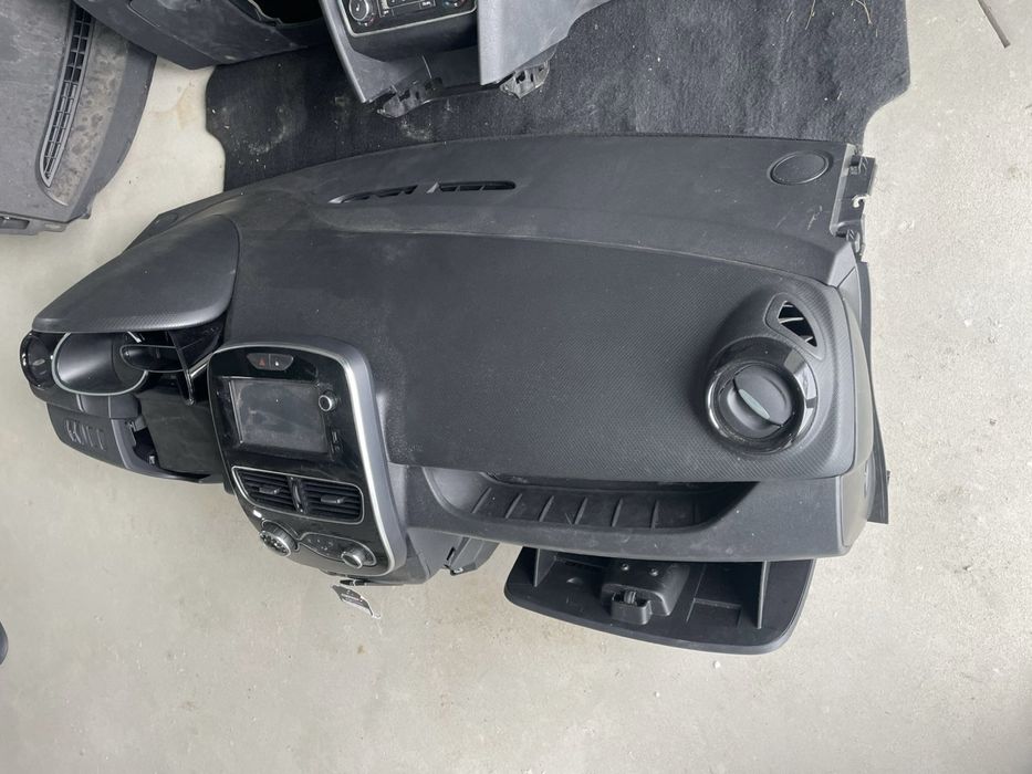 Торпеда консоль аербек AirBag Рено кліо 4 Renault Clio 4