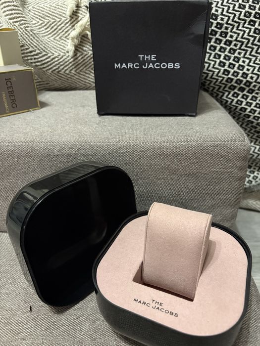Брендова упаковка від годинника marc jacobs