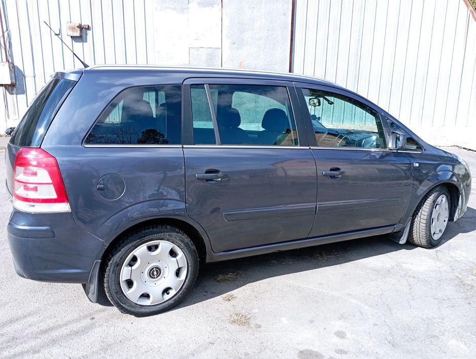 Opel  Zafira 1.7