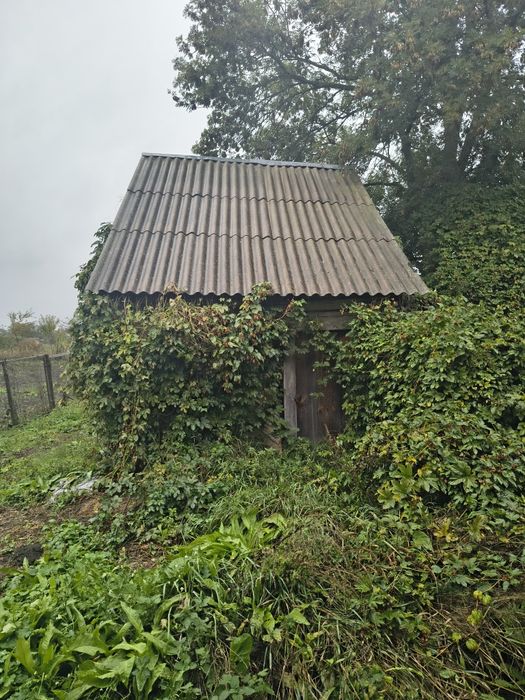 Частина будинку в Левкові