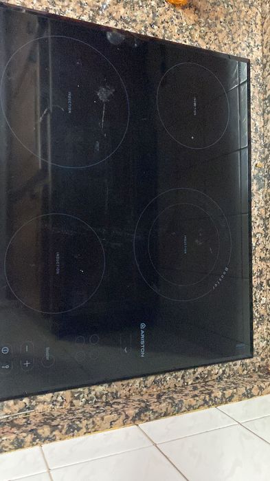 Vendo fogão de indução semi novo