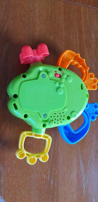 Zabawka muzyczna Fischer price żabka śmieszka