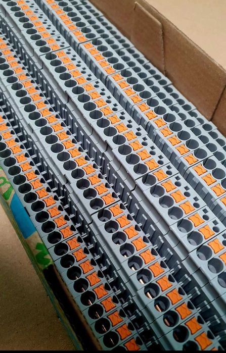 Złączka szynowa instalacyjna PT 2,5-3L